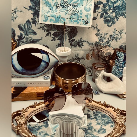 🆕 GUCCI 🧿 NWOT GG0879S 002 Gold Horsebit Sunglasses with Brown Gradient Lens - Picture 9 of 16